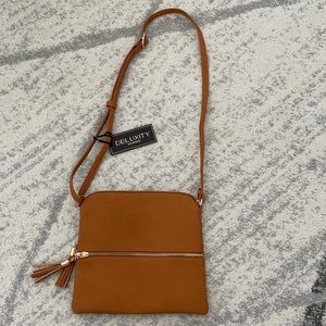 Cute, small crossbody bag (tan color)
